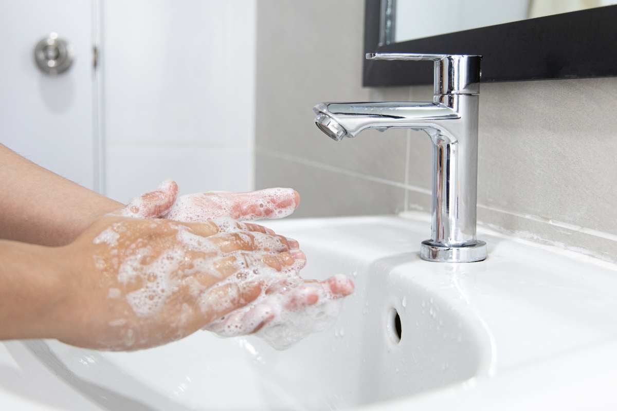 lavare mani fuori casa